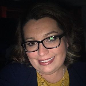 Meet your Posher, Candace